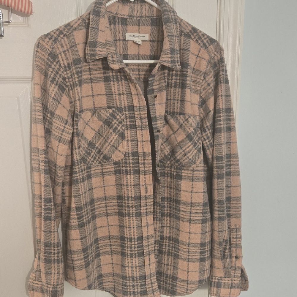 beachlunchlounge Beige and Gray Checkered Shirt